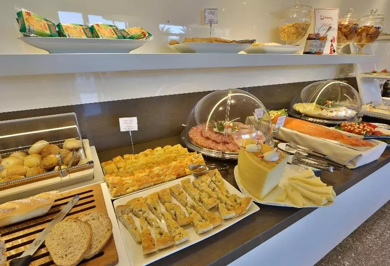 Отель Best Western Plus Tigullio Royal