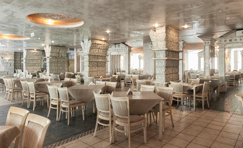 هتل Chaika Beach Resort