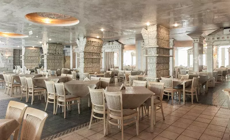 酒店 Chaika Beach Resort