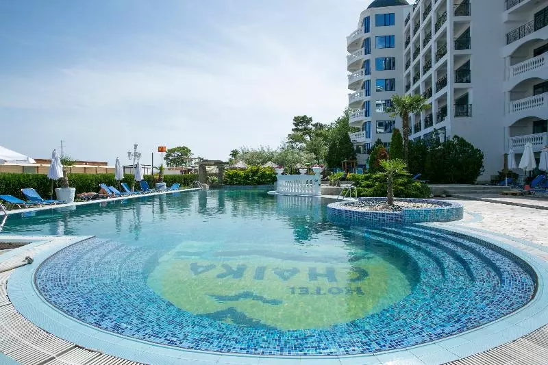 酒店 Chaika Beach Resort