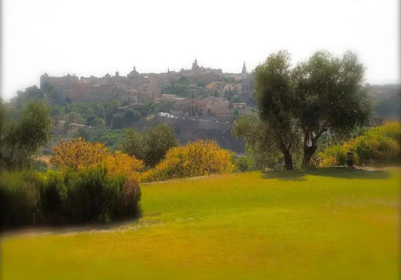 هتل Cigarral El Bosque