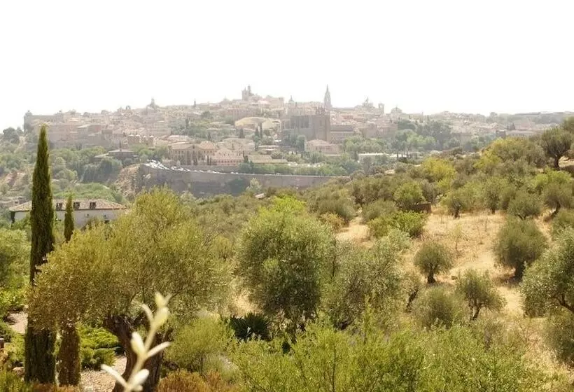 هتل Cigarral El Bosque