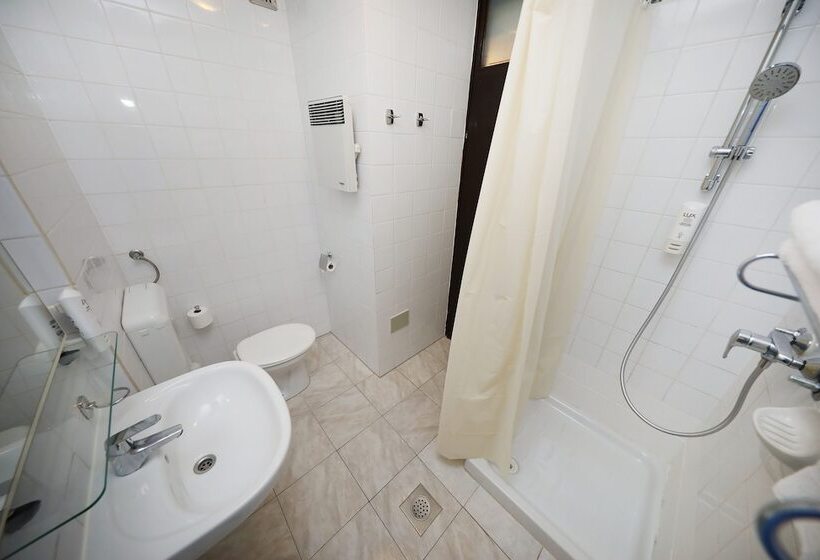 هتل Donat   All Inclusive