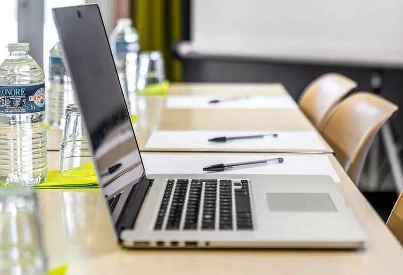 Отель Ibis Styles Saint Brieuc Plerin