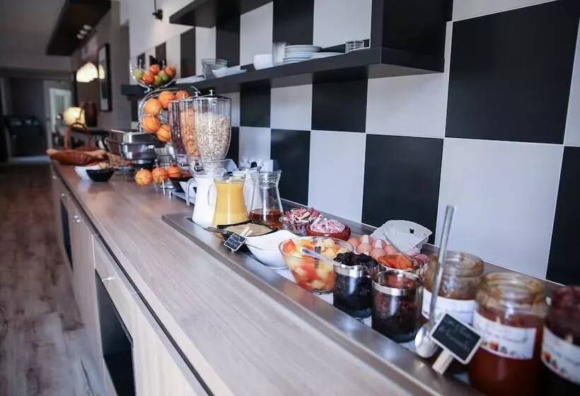 Отель Ibis Styles Saint Brieuc Plerin