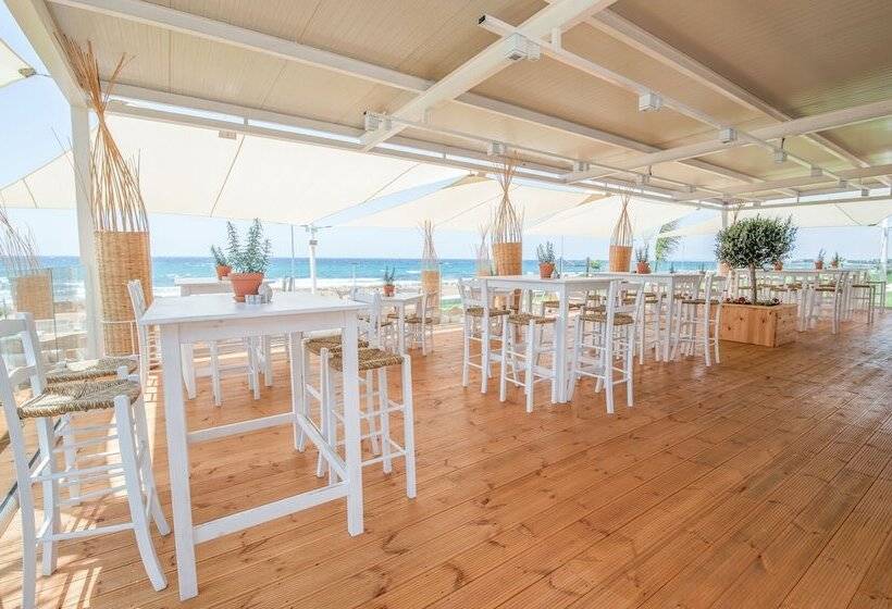 هتل Piere Anne Beach