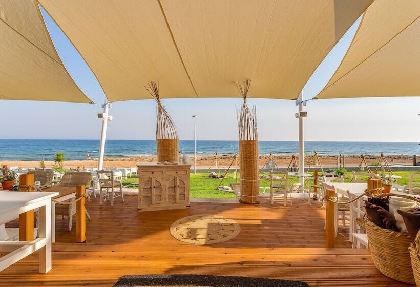 هتل Piere Anne Beach