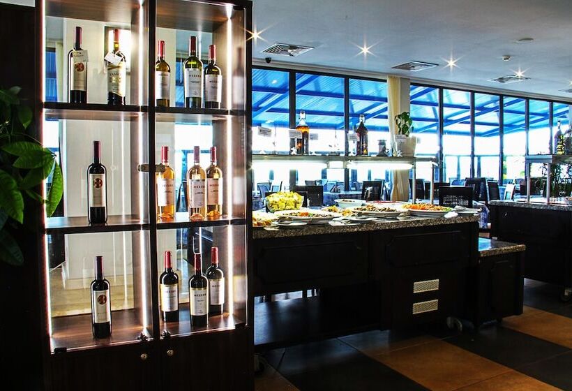 هتل Smartline Meridian