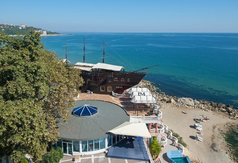 Sirius Beach Hotel & Spa