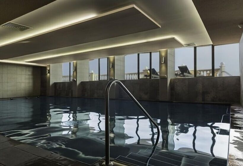 Sirius Beach Hotel & Spa