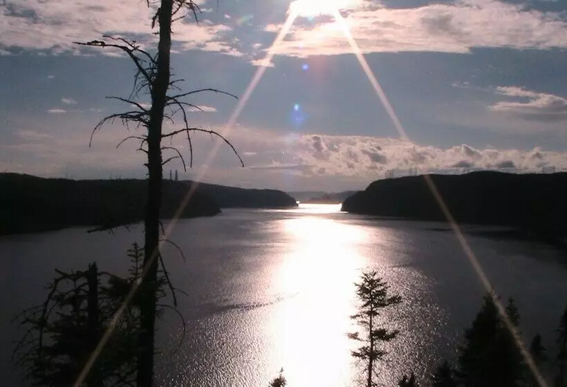 Retkeilymaja Au Sommet Du Fjord