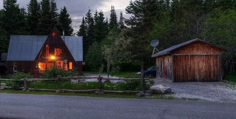 Retkeilymaja Au Sommet Du Fjord