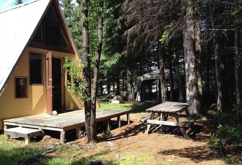 Retkeilymaja Au Sommet Du Fjord