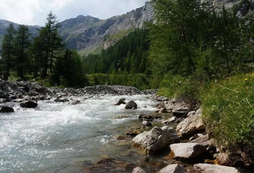 ベッドアンドブレックファースト Bnb La Sittelle