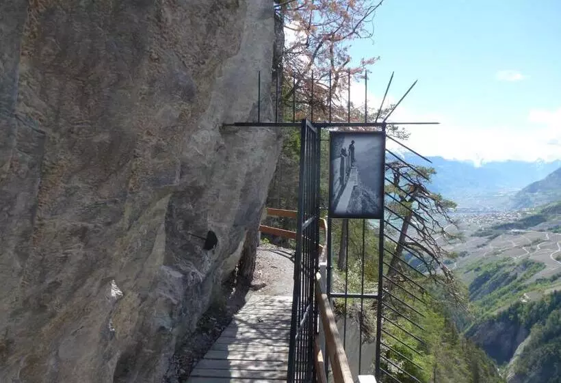 ベッドアンドブレックファースト Bnb La Sittelle