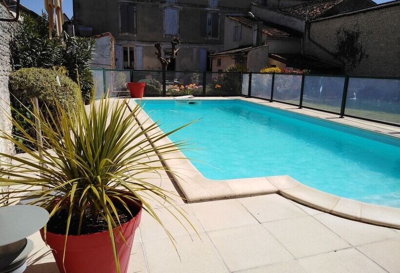 مبيت وإفطار Chambres D Hôtes L Adalie