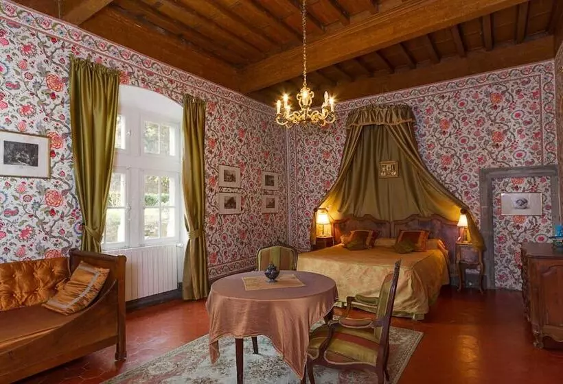 Aamiaismajoitus (B&B) Chateau D Agel