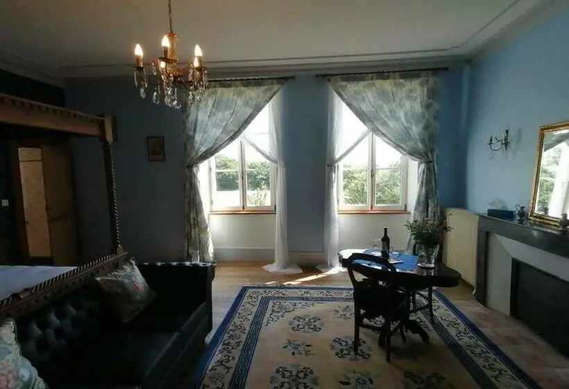 ベッドアンドブレックファースト Chateau De Linard