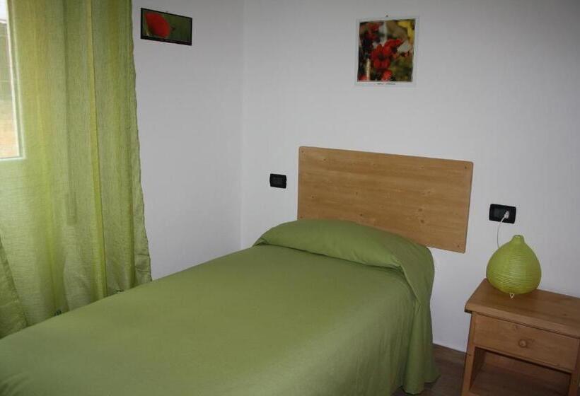 مبيت وإفطار I Due Orfici