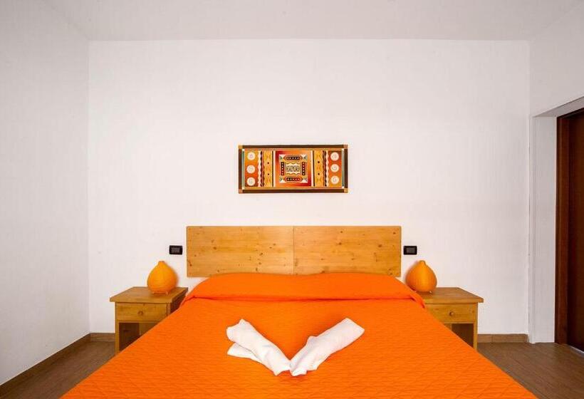 مبيت وإفطار I Due Orfici