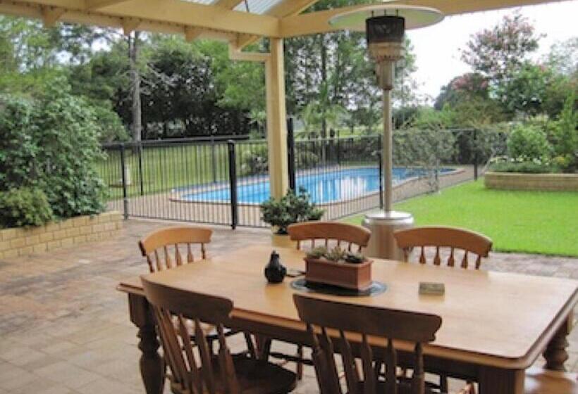 צימר Yarrahapinni Homestead