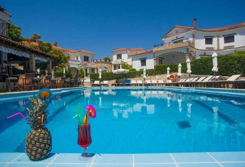 هتل Anagenessis Village