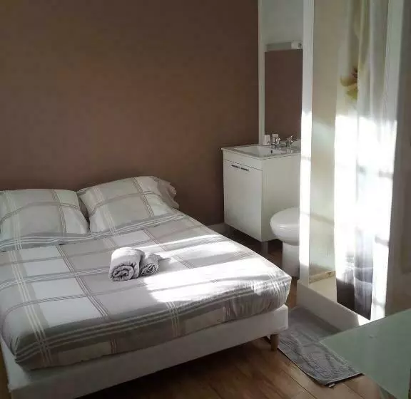 ホテル Auberge Bella Riva