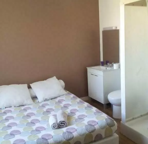 ホテル Auberge Bella Riva