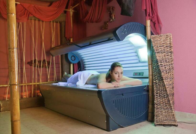 Hotel Molerite Complex