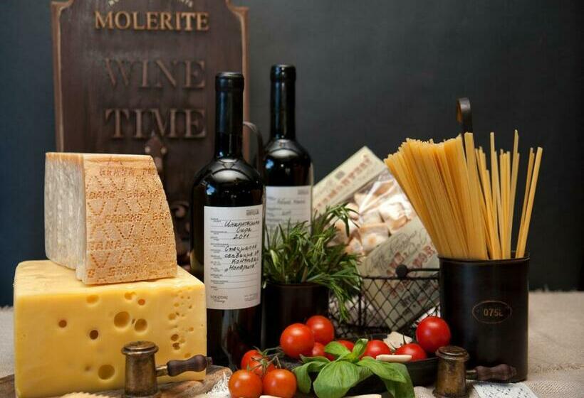 Hotel Molerite Complex