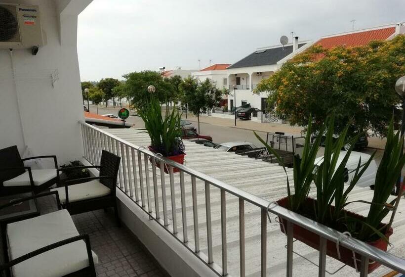 Pensão A Toca Do Grilo