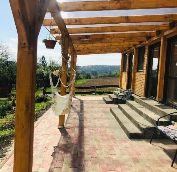 펜션 Aranyló Vendégház