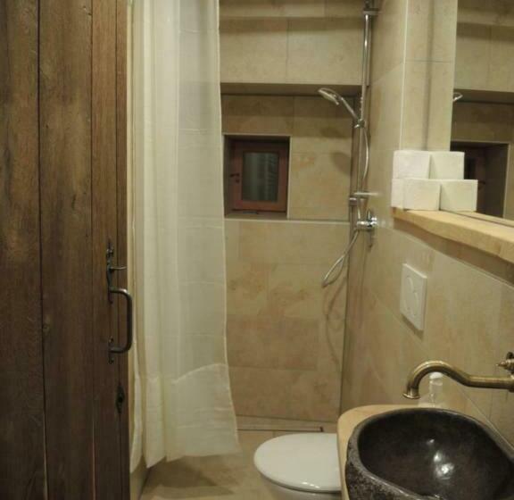 膳宿费 Burg Katzenstein