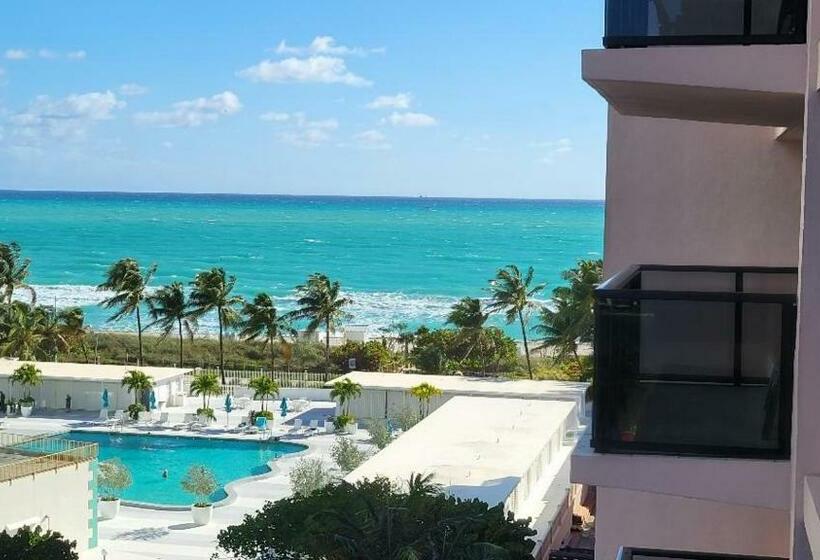 2 Bedroom 2 Bath Beachfront Condo On Miami Beach Millionaire Row