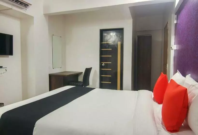 هتل Capital O 62160 Ms Hospitality