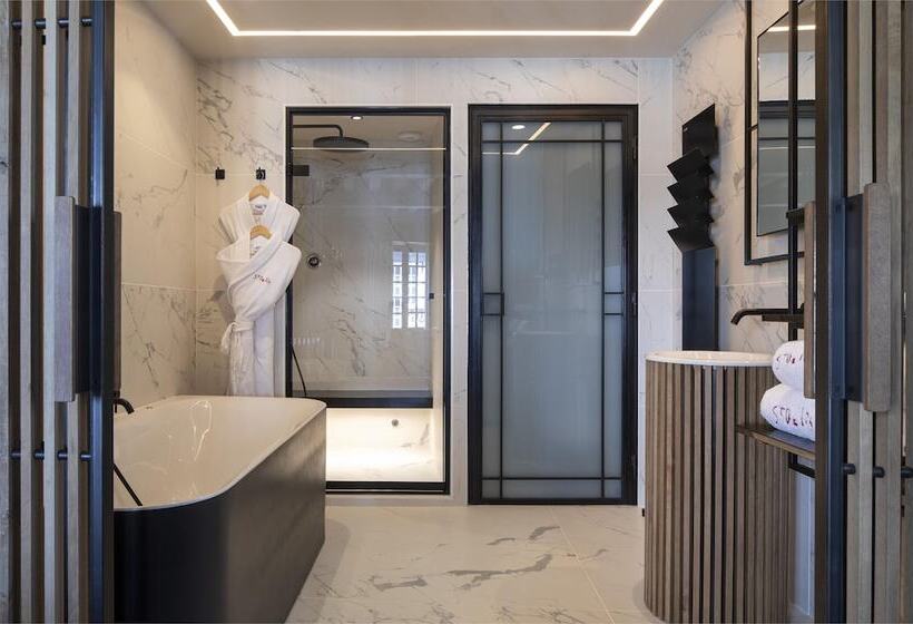 酒店 Hôtel Saint Delis La Maison Du Peintre Relais & Châteaux