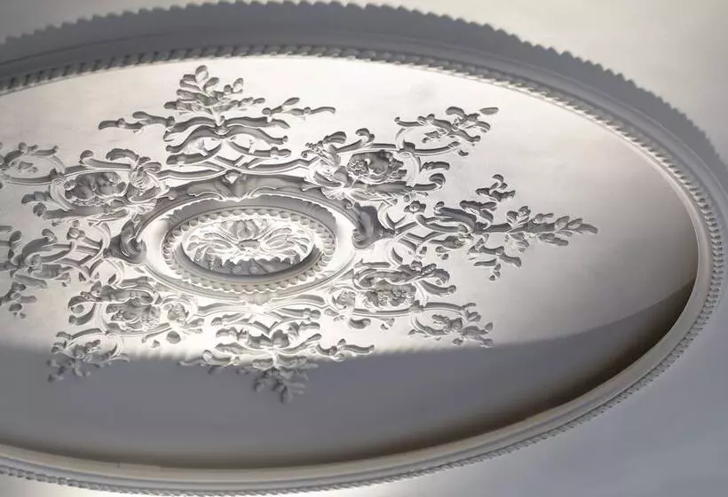 Hotelli Hôtel Saint Delis   La Maison Du Peintre   Relais & Châteaux