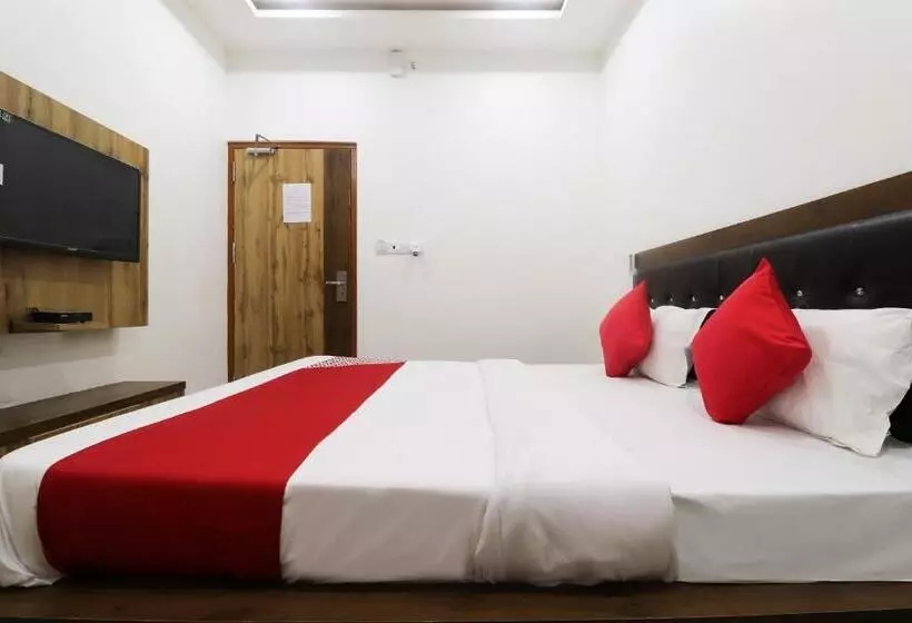 ホテル O Vrindavan Inn Near Lulu Mall