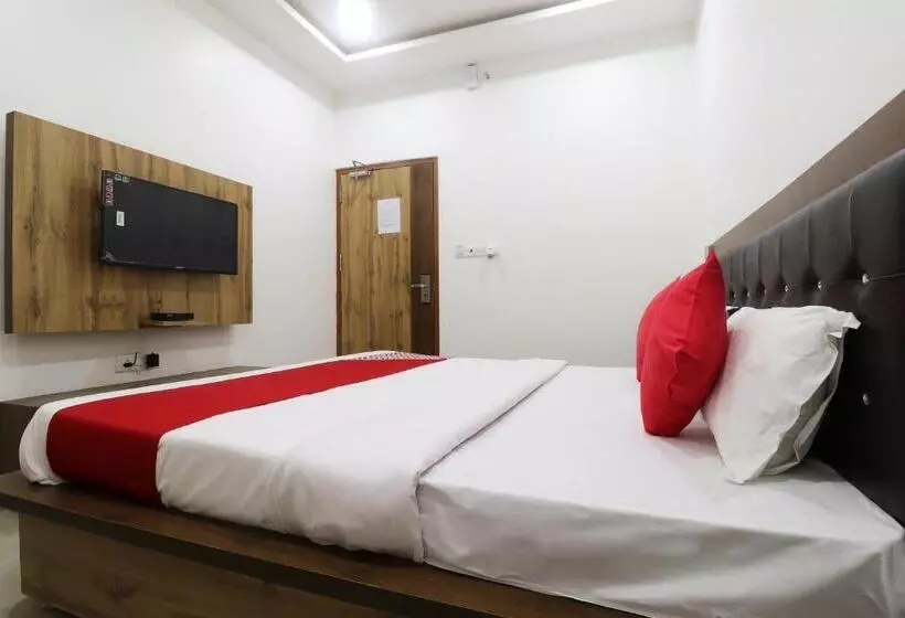 ホテル O Vrindavan Inn Near Lulu Mall
