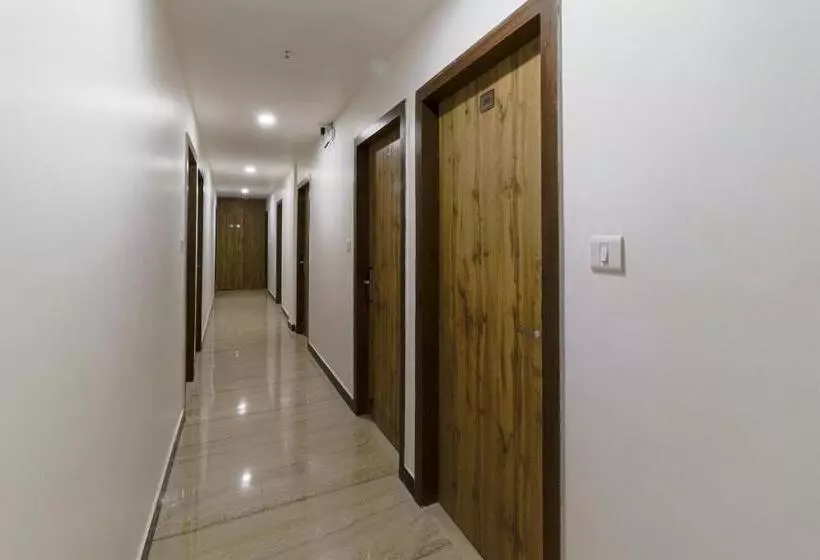 ホテル O Vrindavan Inn Near Lulu Mall