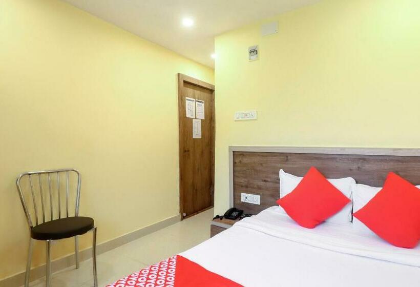 בית מלון כפרי Flagship 67309 Tuk Tuk Palace