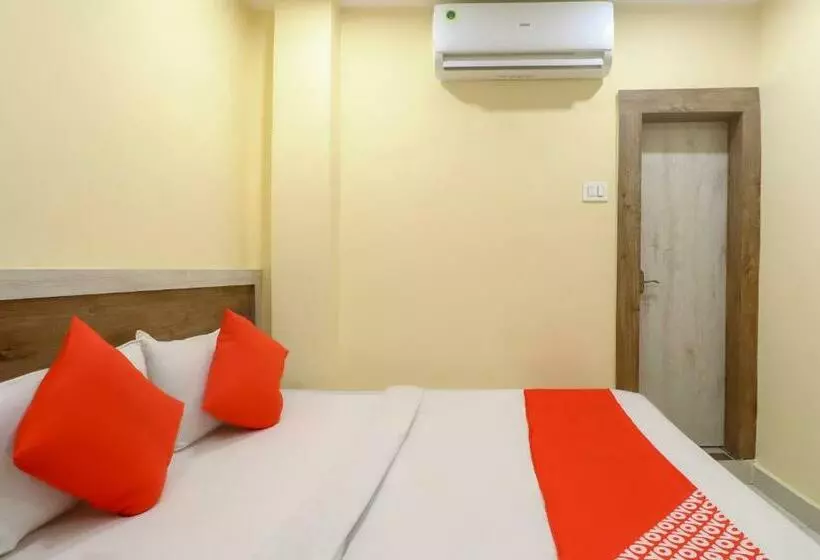 Hotelli Flagship 67309  Tuk Tuk Palace