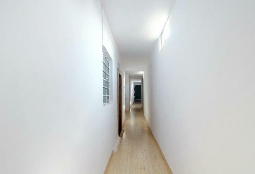 בית מלון כפרי Flagship 67309 Tuk Tuk Palace