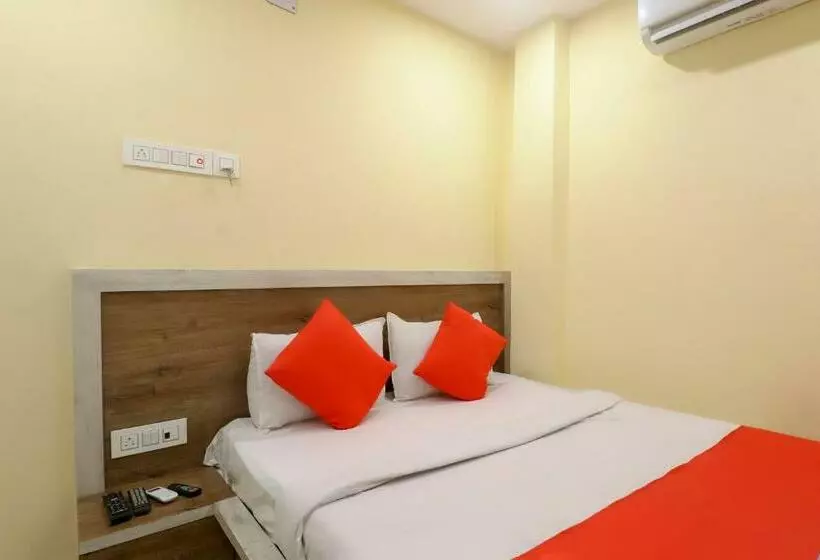 Hotelli Flagship 67309  Tuk Tuk Palace