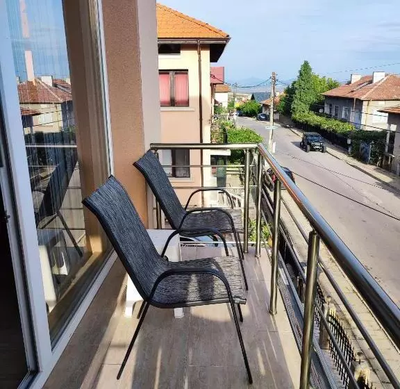 پانسیون Apartment Daiv