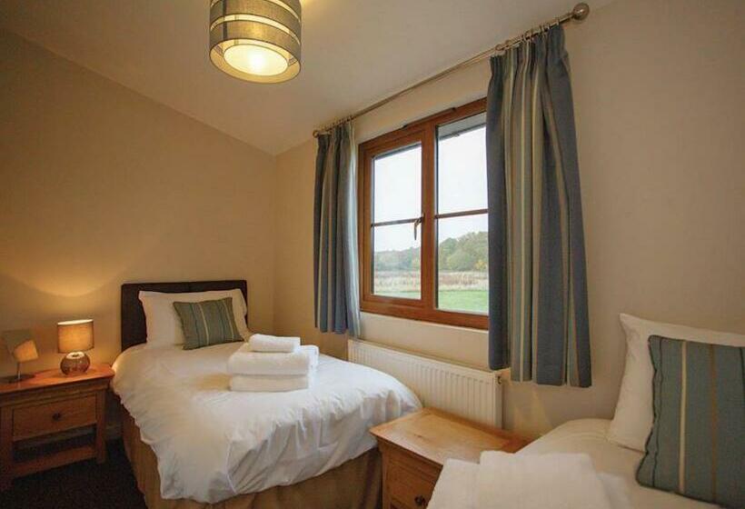 אתר נופש High Lodge