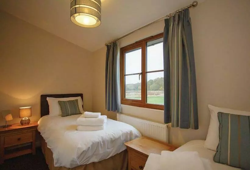 Resort High Lodge