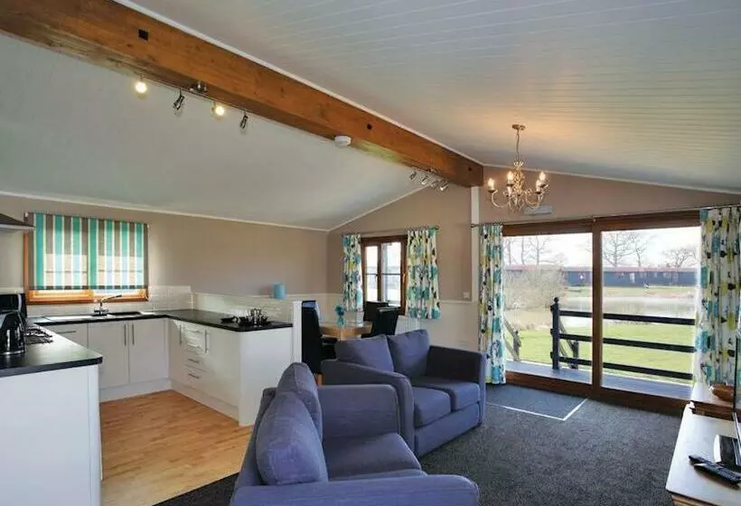 Resort High Lodge