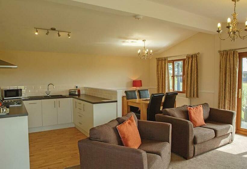 אתר נופש High Lodge