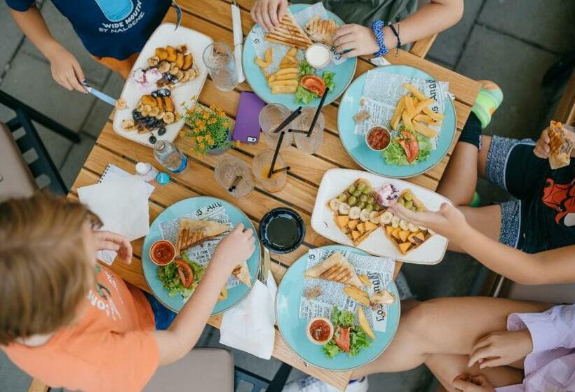 University Hotel Dorrah